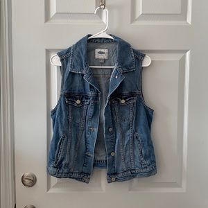 Old Navy denim vest!